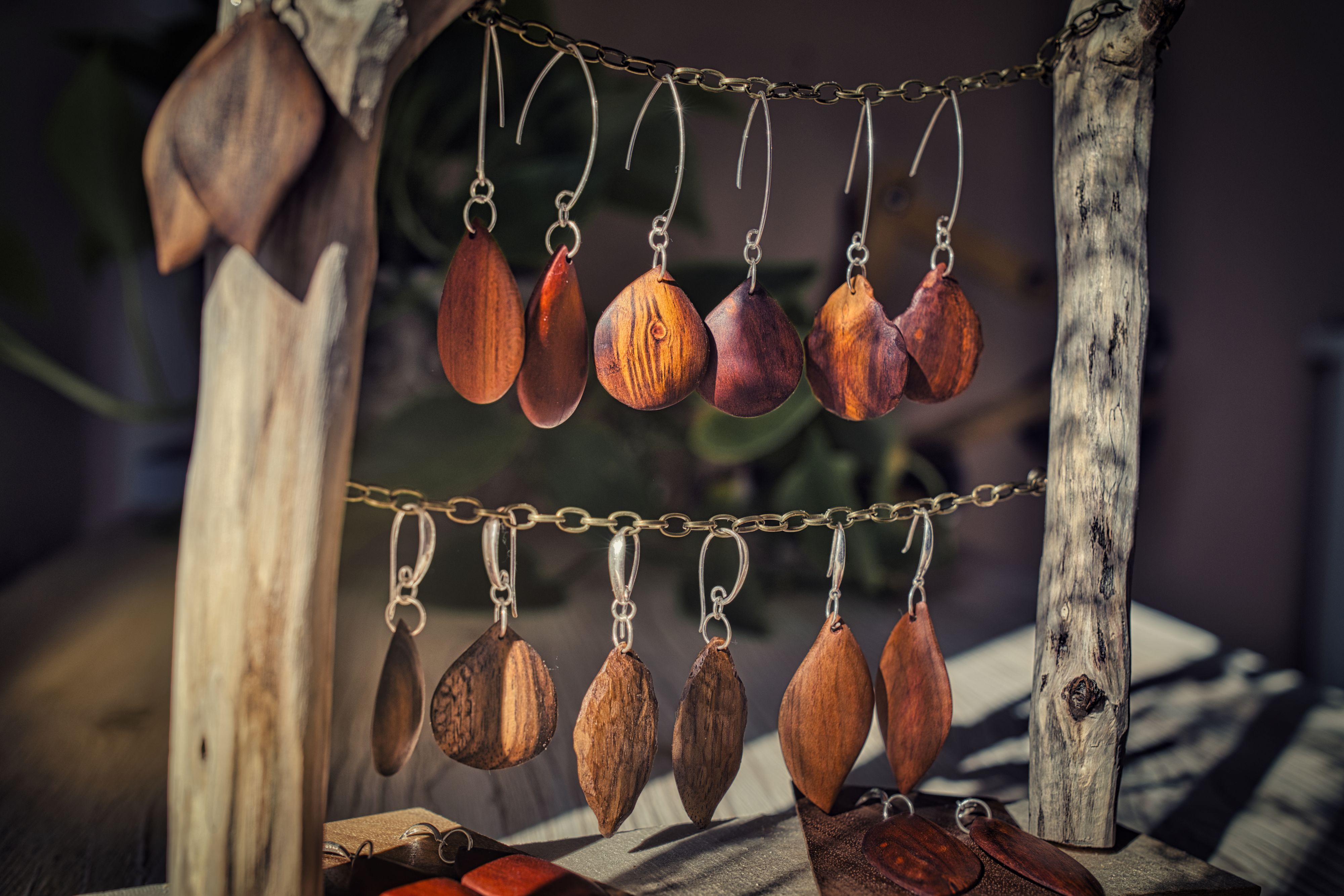 Dotek dřeva: Náušnice